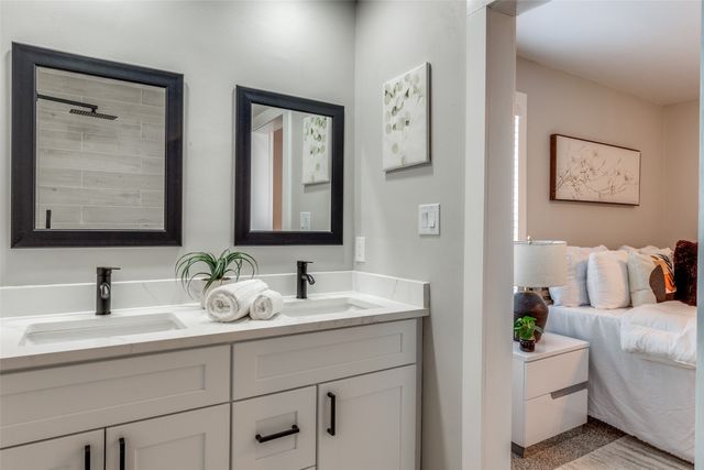2922 Mayhew Drive, Dallas, TX 75228