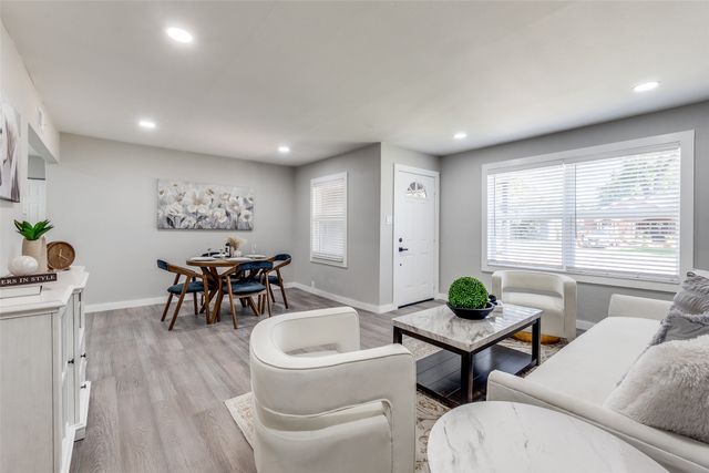 2922 Mayhew Drive, Dallas, TX 75228
