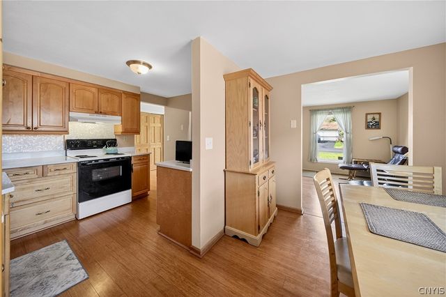 7820 Running Brook Lane, Cicero, NY 13039