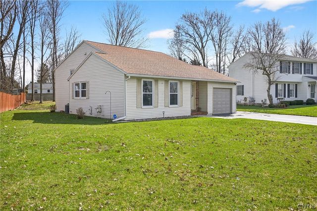 7820 Running Brook Lane, Cicero, NY 13039