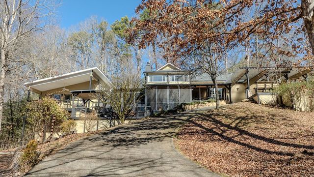 214 Hedden Road, Murphy, NC 28906
