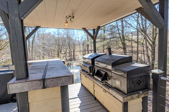 214 Hedden Road, Murphy, NC 28906