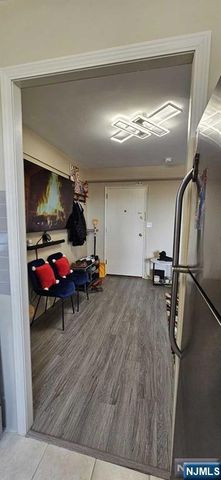 8800 Boulevard East 8K, North Bergen, NJ 07047