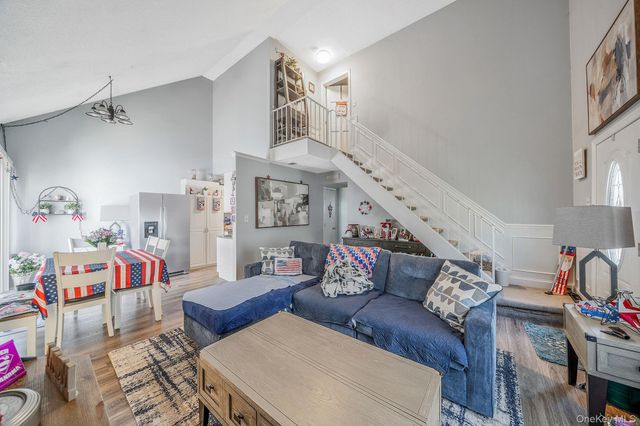 71 Crystal Rock Court, Middle Island, NY 11953