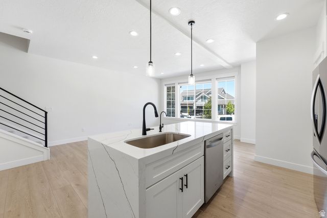 1418 E CHATEAU RIDGE WAY, Sandy, UT 84092