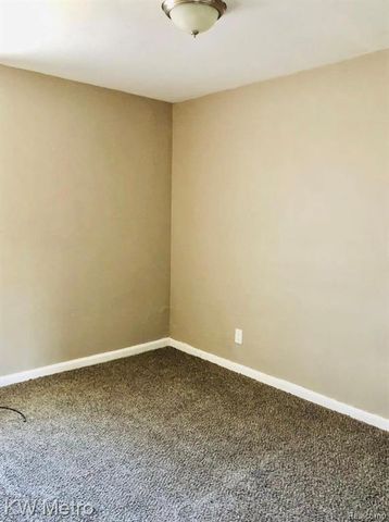 14029 Grandville Avenue, Detroit, MI 48223