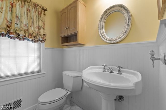 58 Brook Dr, Harding Twp., NJ 07960