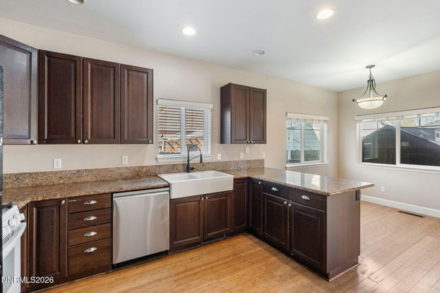 880 Salazar Lane, Reno, NV 89509