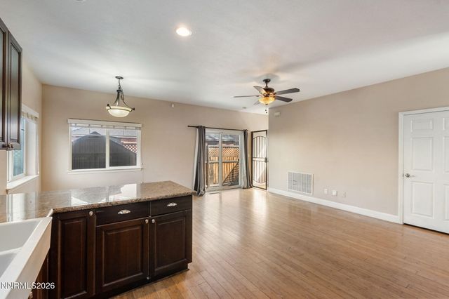 880 Salazar Lane, Reno, NV 89509
