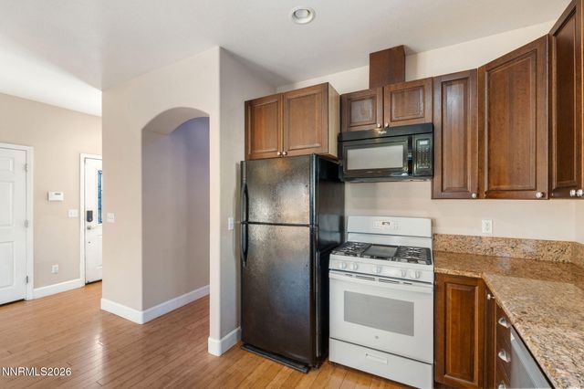 880 Salazar Lane, Reno, NV 89509