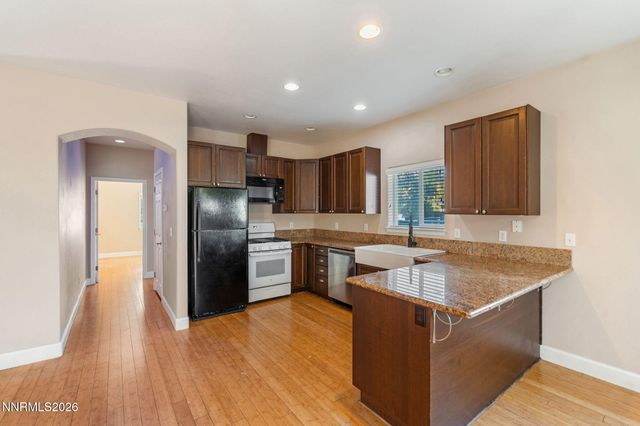 880 Salazar Lane, Reno, NV 89509