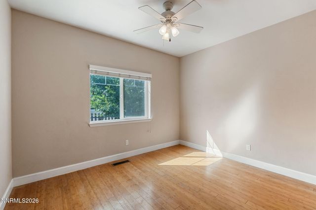 880 Salazar Lane, Reno, NV 89509