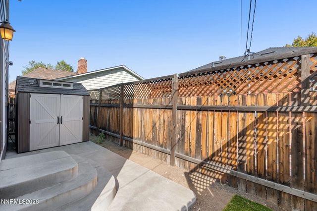 880 Salazar Lane, Reno, NV 89509