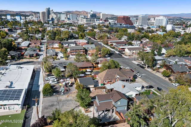 880 Salazar Lane, Reno, NV 89509