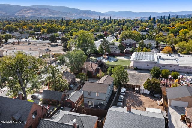 880 Salazar Lane, Reno, NV 89509
