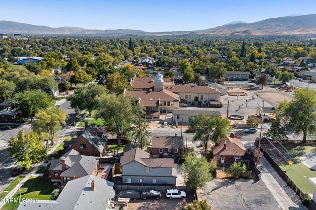 880 Salazar Lane, Reno, NV 89509