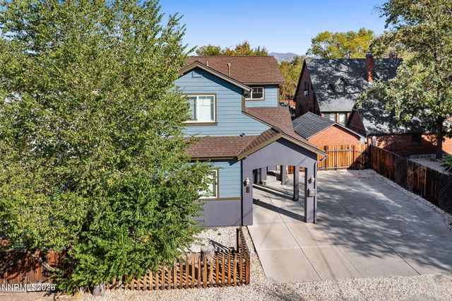 880 Salazar Lane, Reno, NV 89509