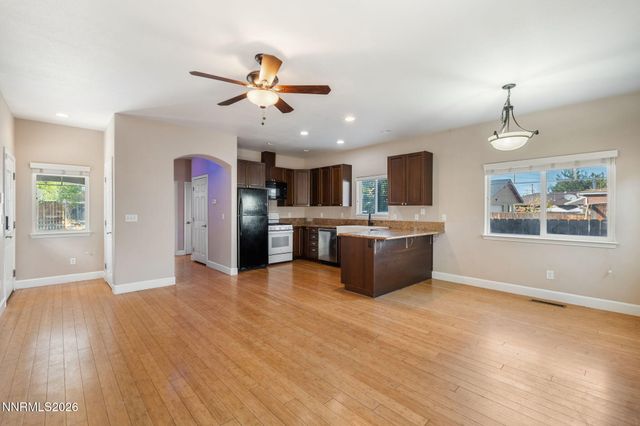 880 Salazar Lane, Reno, NV 89509