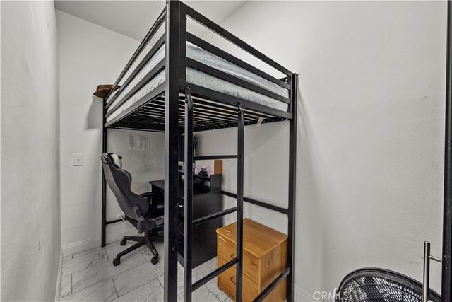 18347 Saticoy Street 24, Reseda, CA 91335