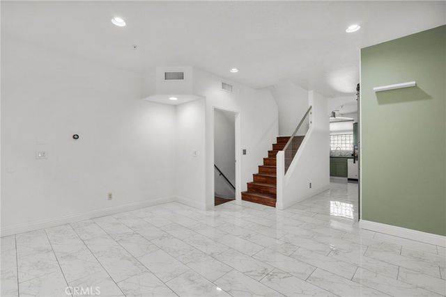 18347 Saticoy Street 24, Reseda, CA 91335