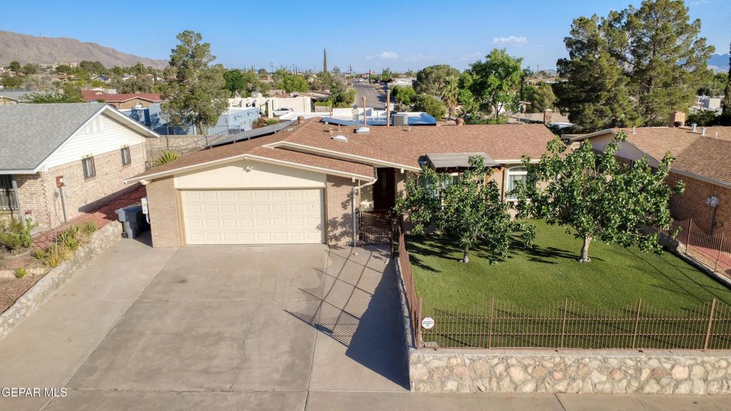 7228 Gran Vida Drive, El Paso, TX 79912