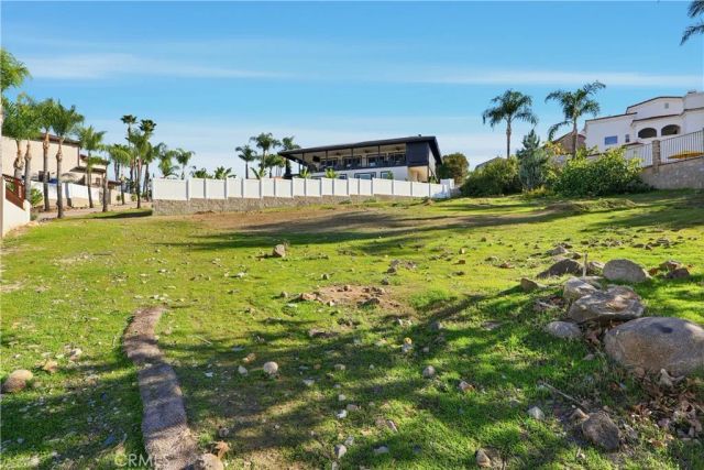 22306 Pin Tail, Canyon Lake, CA 92587