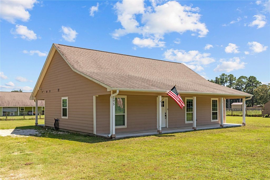 295 Garden City Road, Livingston, TX 77351