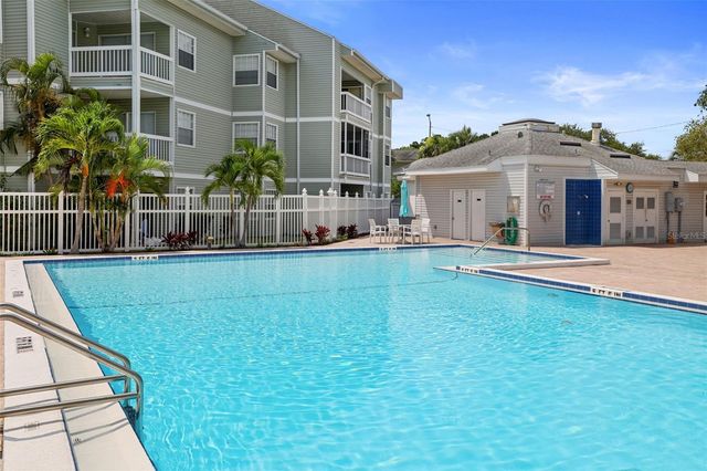 6826 STONES THROW CIRCLE N 11107, St Petersburg, FL 33710
