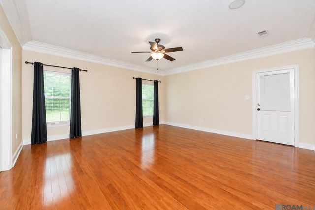 242 Buffwood Dr, Baker, LA 70714