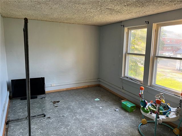 38 Franklin St, Greenville Boro, PA 16125