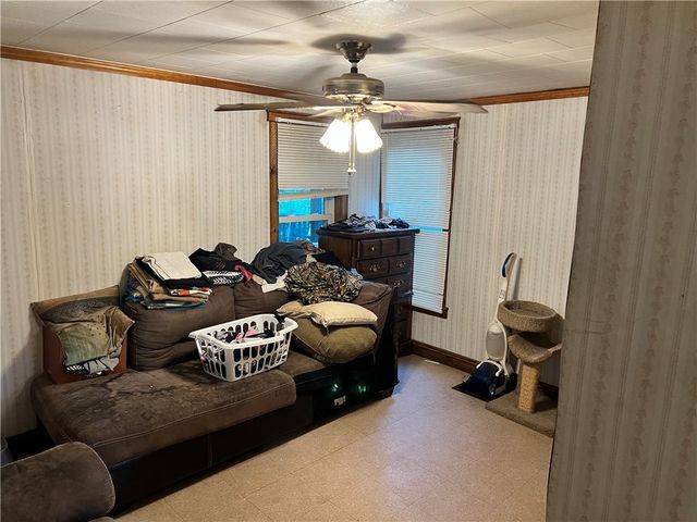 38 Franklin St, Greenville Boro, PA 16125