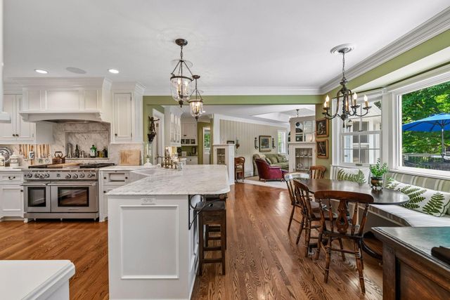 17803 Maple Hill Road, Wayzata, MN 55391