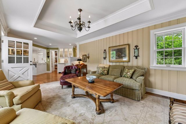 17803 Maple Hill Road, Wayzata, MN 55391