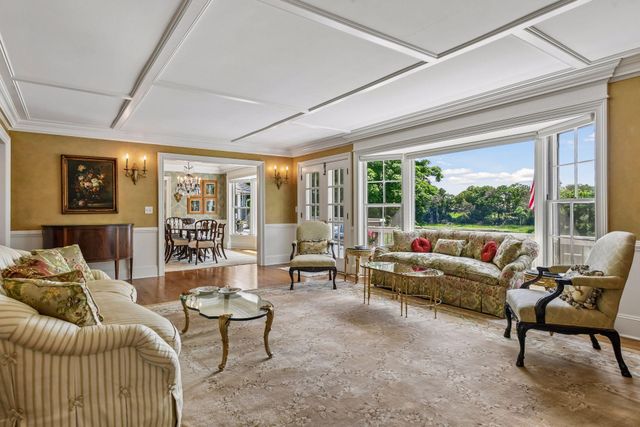 17803 Maple Hill Road, Wayzata, MN 55391