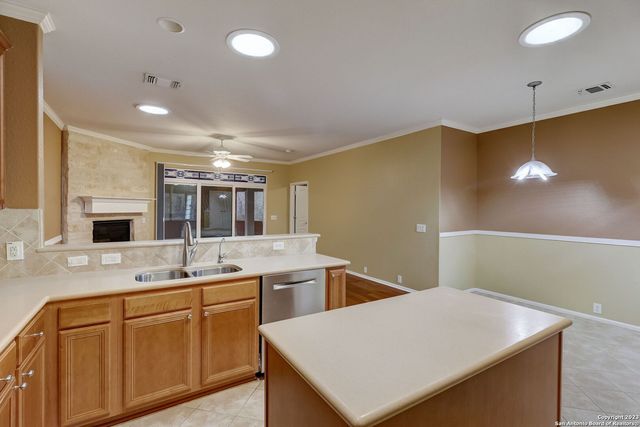 12303 CASCADE HLS, San Antonio, TX 78253