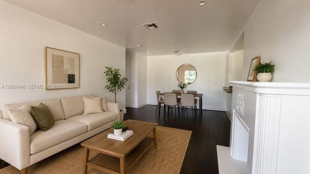 670 NE 166th Street, Miami, FL 33162