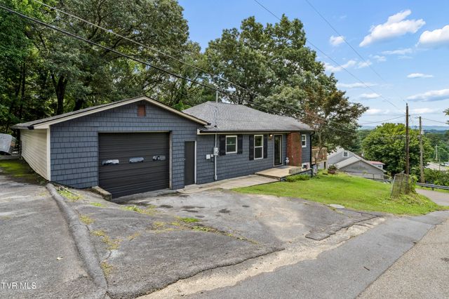 413 Northcott Drive, Kingsport, TN 37660