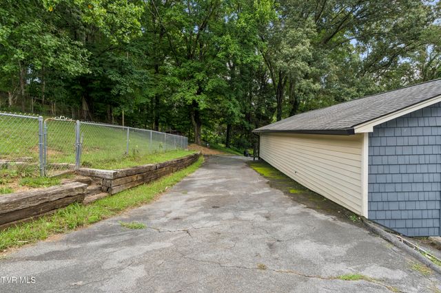 413 Northcott Drive, Kingsport, TN 37660