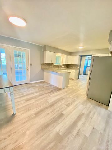 608 Apple Street, Green Forest, AR 72638