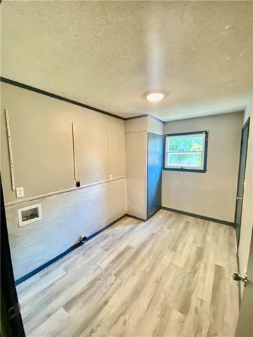 608 Apple Street, Green Forest, AR 72638