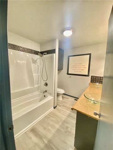 608 Apple Street, Green Forest, AR 72638