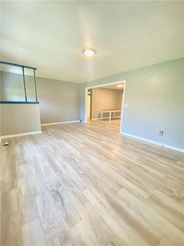 608 Apple Street, Green Forest, AR 72638