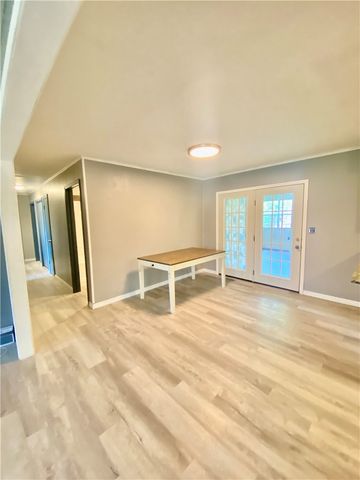 608 Apple Street, Green Forest, AR 72638