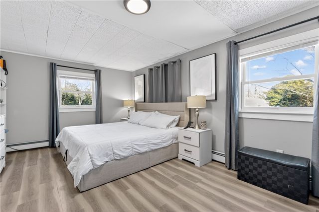 404 Church Avenue, Warwick, RI 02889