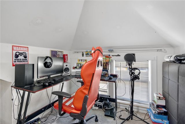 404 Church Avenue, Warwick, RI 02889