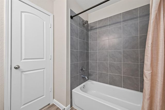 178 Road 5138, Cleveland, TX 77327