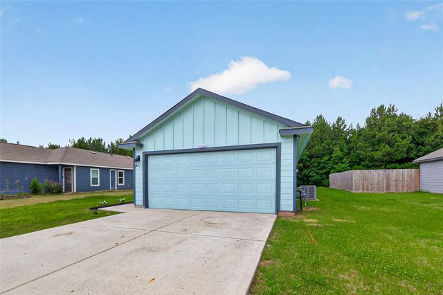 178 Road 5138, Cleveland, TX 77327