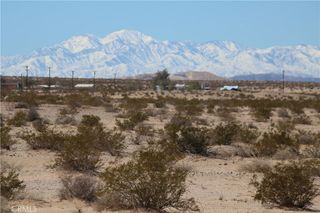 5 Topaz Avenue, 29 Palms, CA 92277