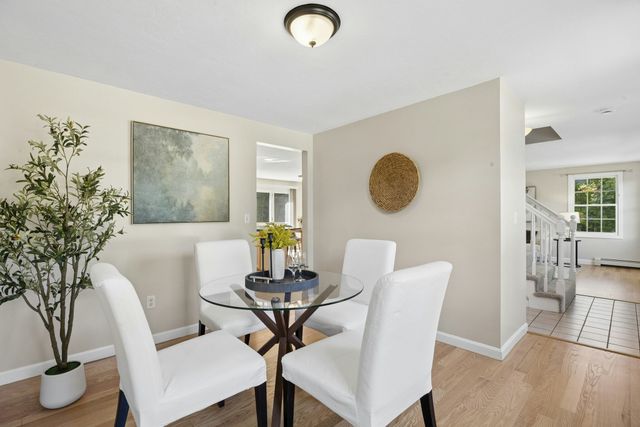 48 June St, Northbridge, MA 01534
