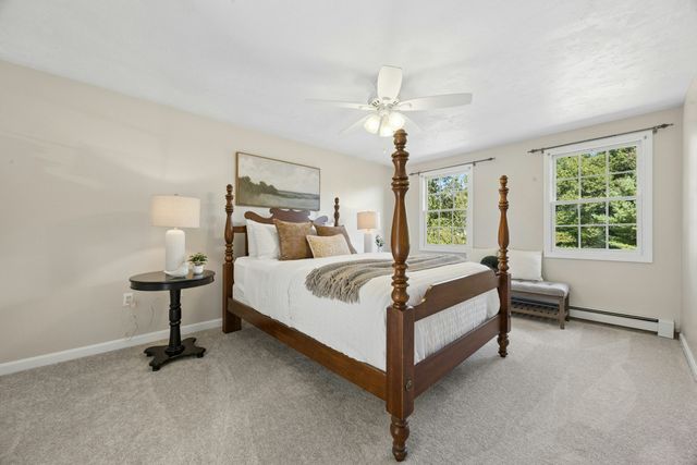 48 June St, Northbridge, MA 01534